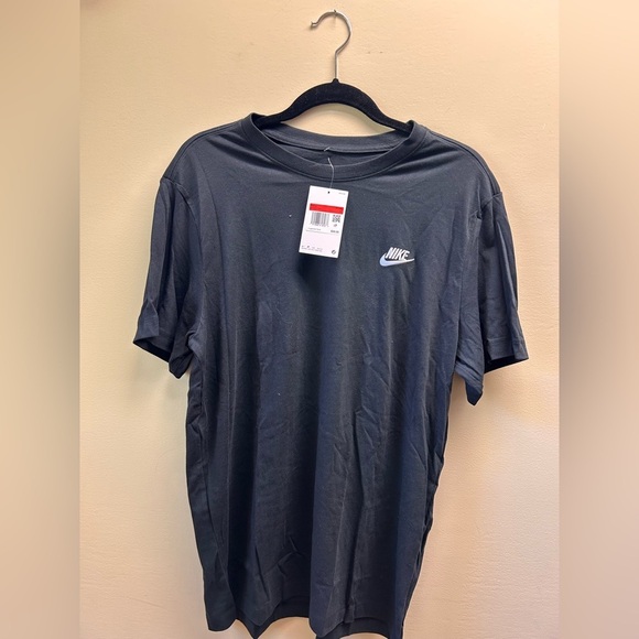 Men's The Nike Tee - Picture 4 of 5